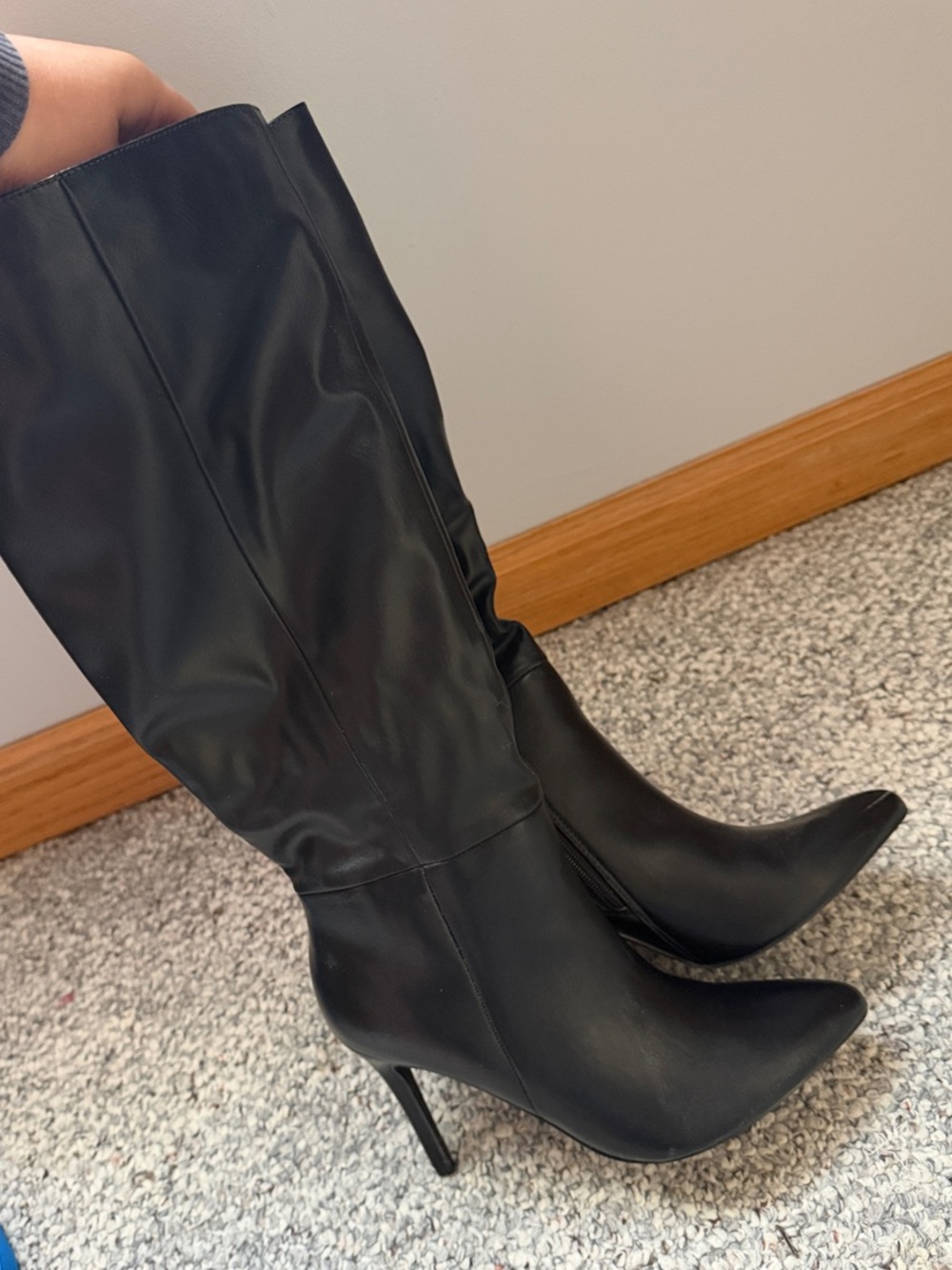 Classic Black Knee-High Pointed-Toe Stiletto Boots